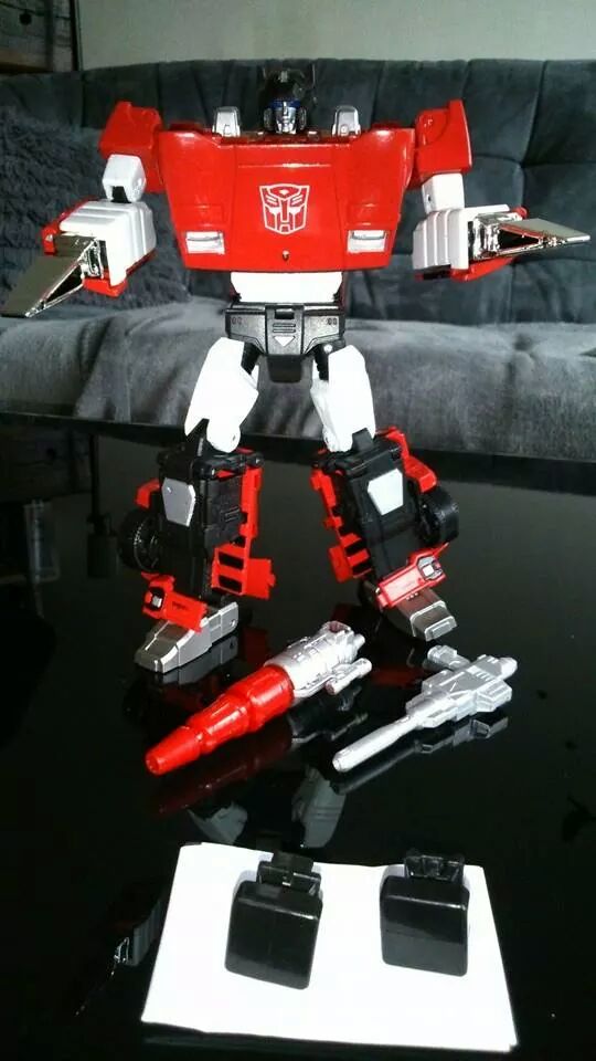 Collection Transformers de sylv1 (AOE, CHUG, TF PRIME, BH, MP, LABELS INDÉS ET G1.. ) Img_7713