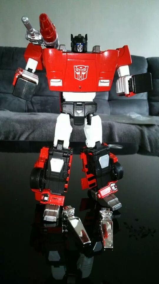 Collection Transformers de sylv1 (AOE, CHUG, TF PRIME, BH, MP, LABELS INDÉS ET G1.. ) Img_7714