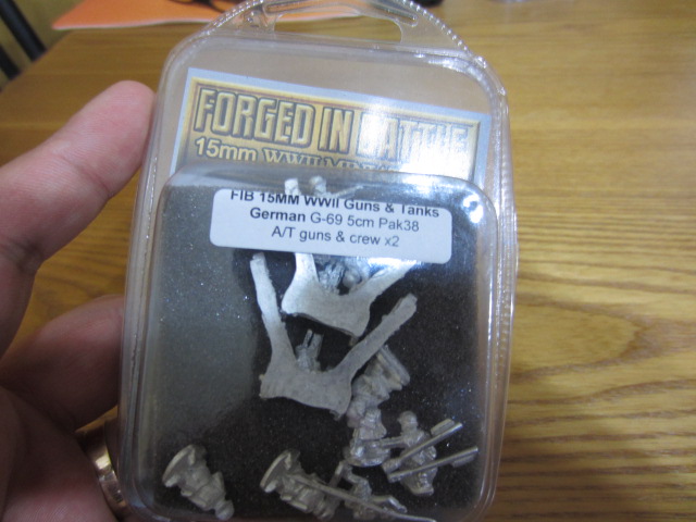 Review: PAK 38 FORGED IN BATTLE Img_0010