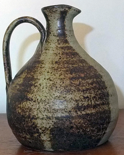 Small jug with clear ornate mark, help please. Ajug12