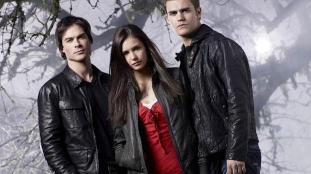 Vampire Diaries & Originals Cast  Vampir10