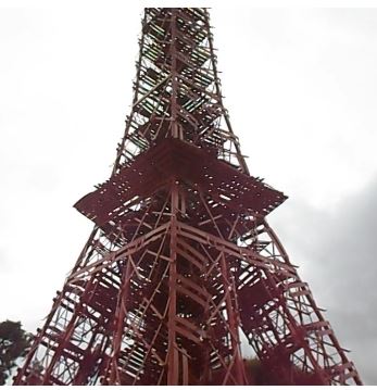 Une Tour Eiffel... 6010