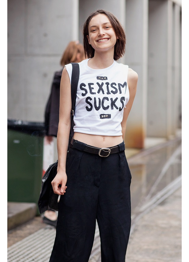 Street Style inspirations ...T-shirt with a capital T in front Tishir10