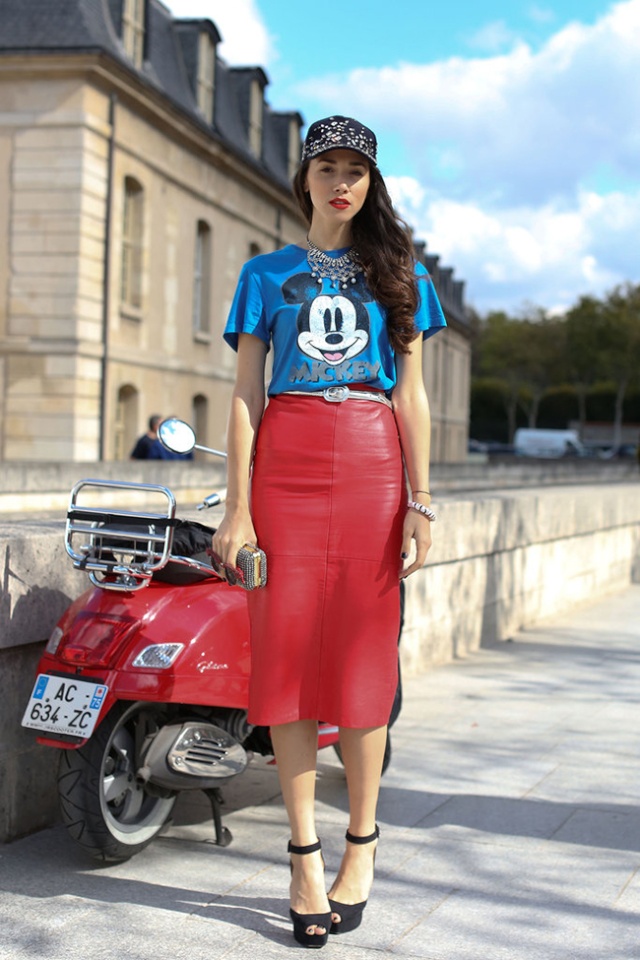 Street Style inspirations ...T-shirt with a capital T in front Tshirt11