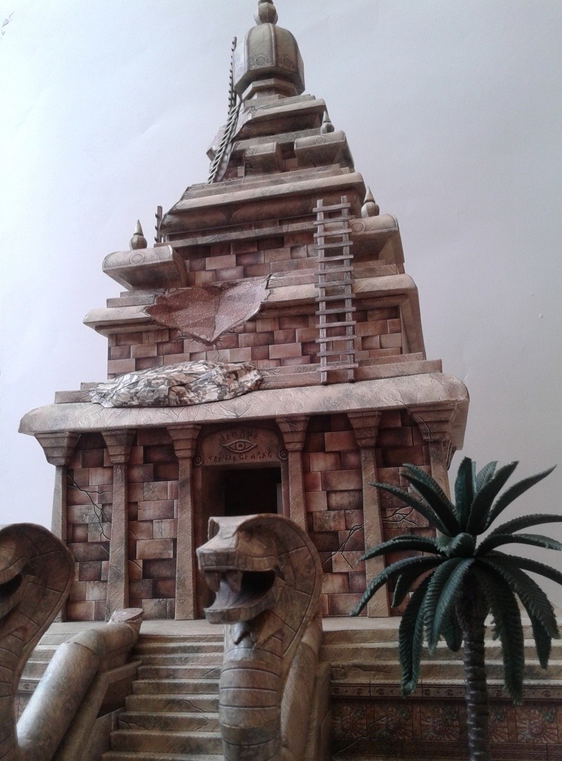 maquette papier indiana jones - [maquette] Indiana Jones. Le Temple. FINI ! - Page 2 20140924