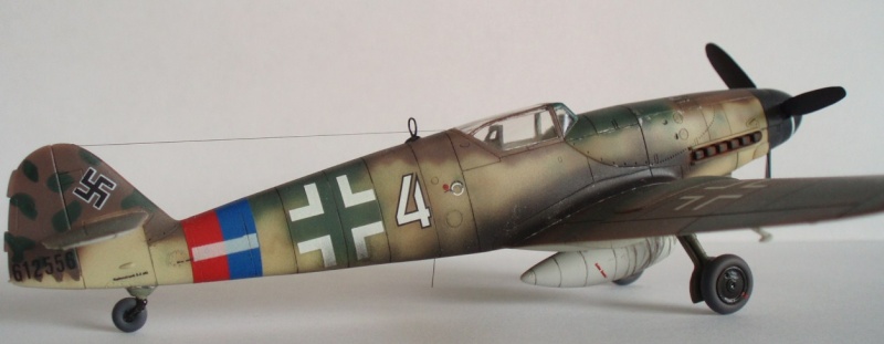 Messerschmitt Bf109 G-10 - Le crépuscule des aigles - Revell - 1/72 - Page 3 Pierre11
