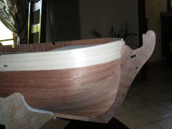Maquette du voilier l "Independence ". Proue_11