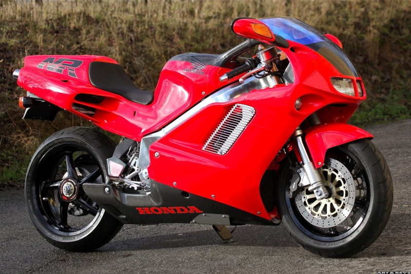 Moto unique Nr75010
