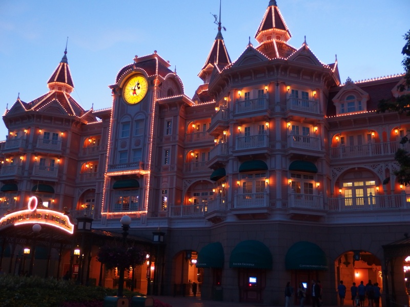 TR Disneyland Hôtel + La Belle et la Bête à Mogador pour mes 18 ans, juillet 2014 - Page 2 P7210223