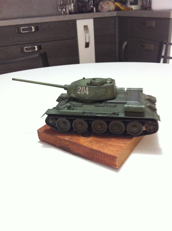 Reprise T34/85 Tamiya 1/35 Img_0030