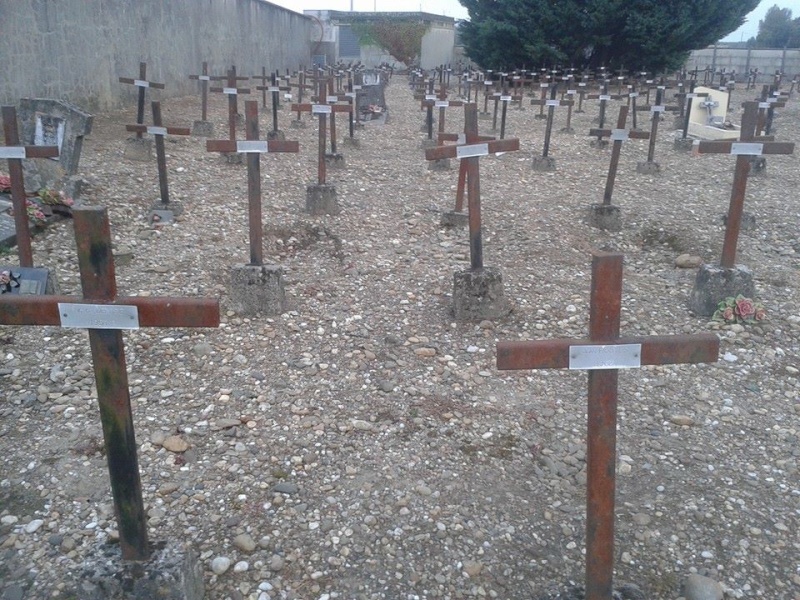 cimetière des gueules cassées 10320410