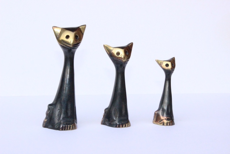 Could Anybody Help Identify Brass Cat Trio - Look Like Walter Bosse Cats210