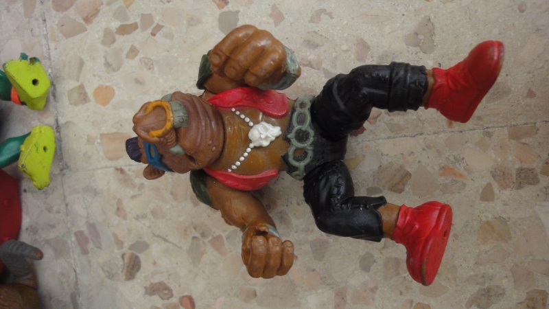 cerco fogne, technodromo e personaggi vari tartarughe ninja Dsc05927