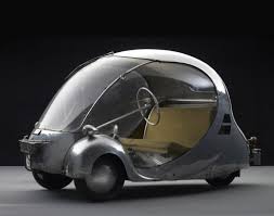 1941 : une voiture électrique dans la ville Paul_a10