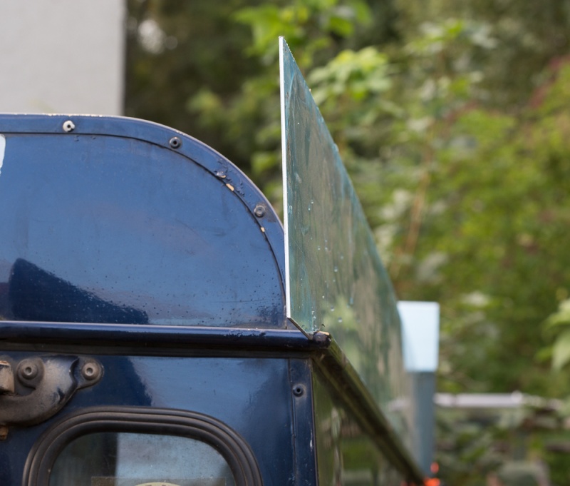 Home made lifting roof on a 110 Defender Lr_roo19