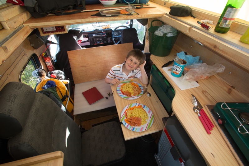 Home made lifting roof on a 110 Defender Lr_roo69