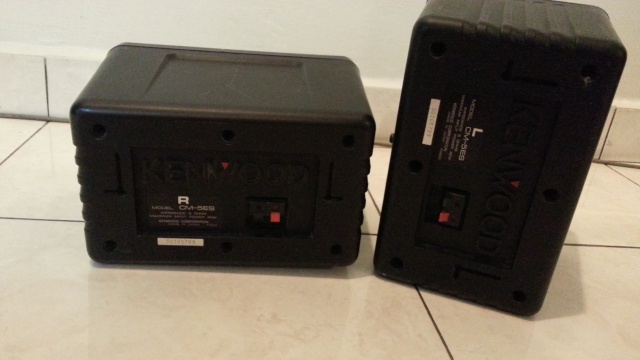 KENWOOD 5ES Surround speakers (used) 2014-021