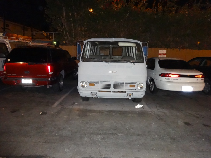 Just bought a 1967 van  - Page 2 Dsc00144