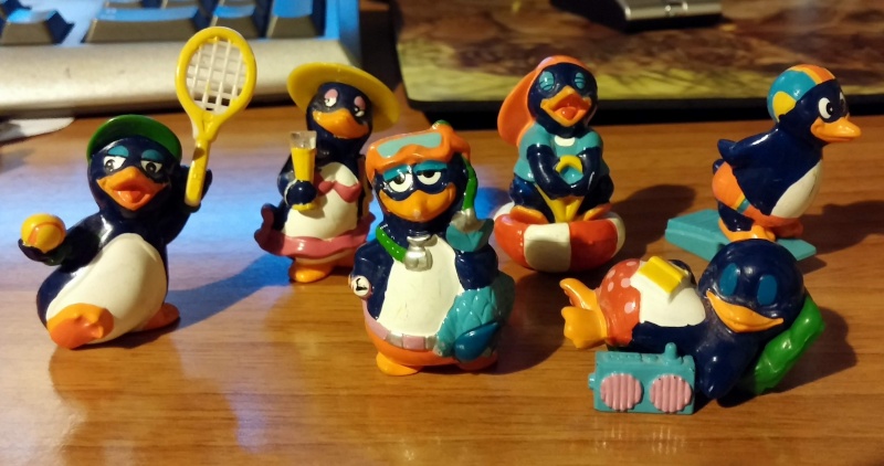 Sorprese kinder : serie anni '90 (75 personaggi) Pingui11