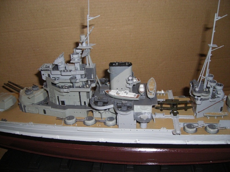 HMS Queen Elizabeth classe -Battleship 1/350 Trumpeter ref. 05324 Imgp0647