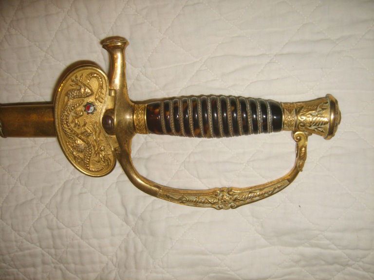 Le point sur les attributs de coquille des épées à ciselures (1815-1914) S8006011