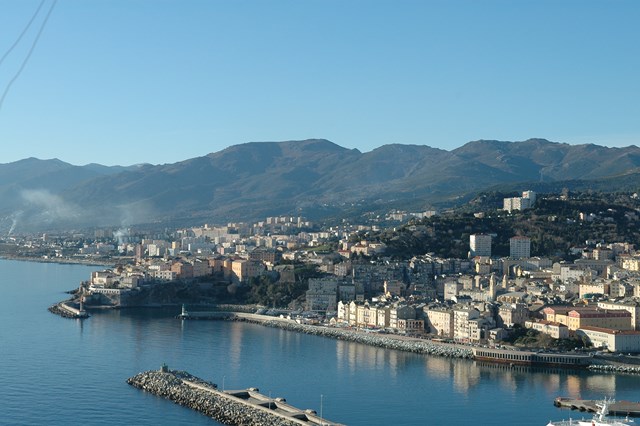 Bastia, la plus grande ville de corse ! !  Dsc_5111