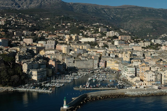 Bastia, la plus grande ville de corse ! !  Dsc_5211