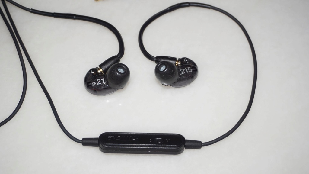 Shure SE215-K-UNI Earphones (Genuine) 0315
