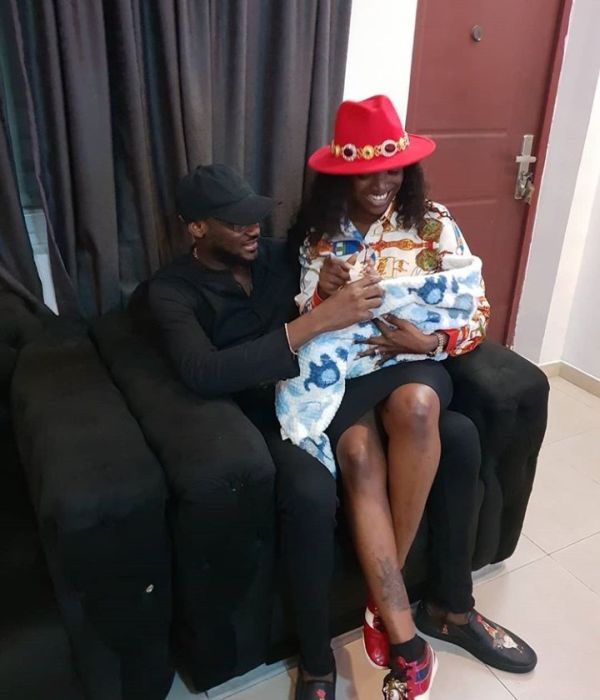 2Baba And Annie In A Loved Up Photo As They Visit Toyin Abraham’s Family 2-baba11