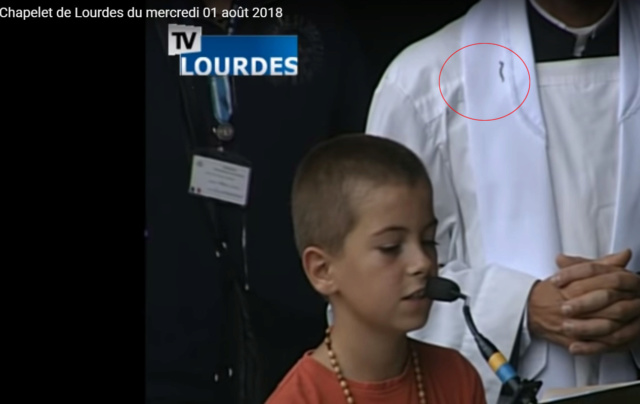 Phénomènes étranges à Lourdes pendant le rosaire Lumier10
