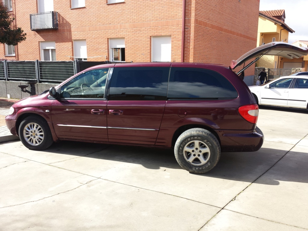 Vendo Chrysler Grand Voyager 3.3 Lx Adam_110