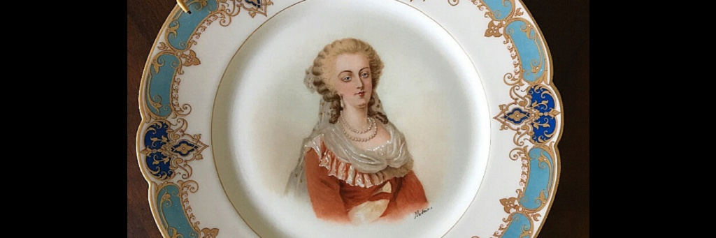 Collection : Marie-Antoinette sur porcelaine - Page 2 Zzzz11