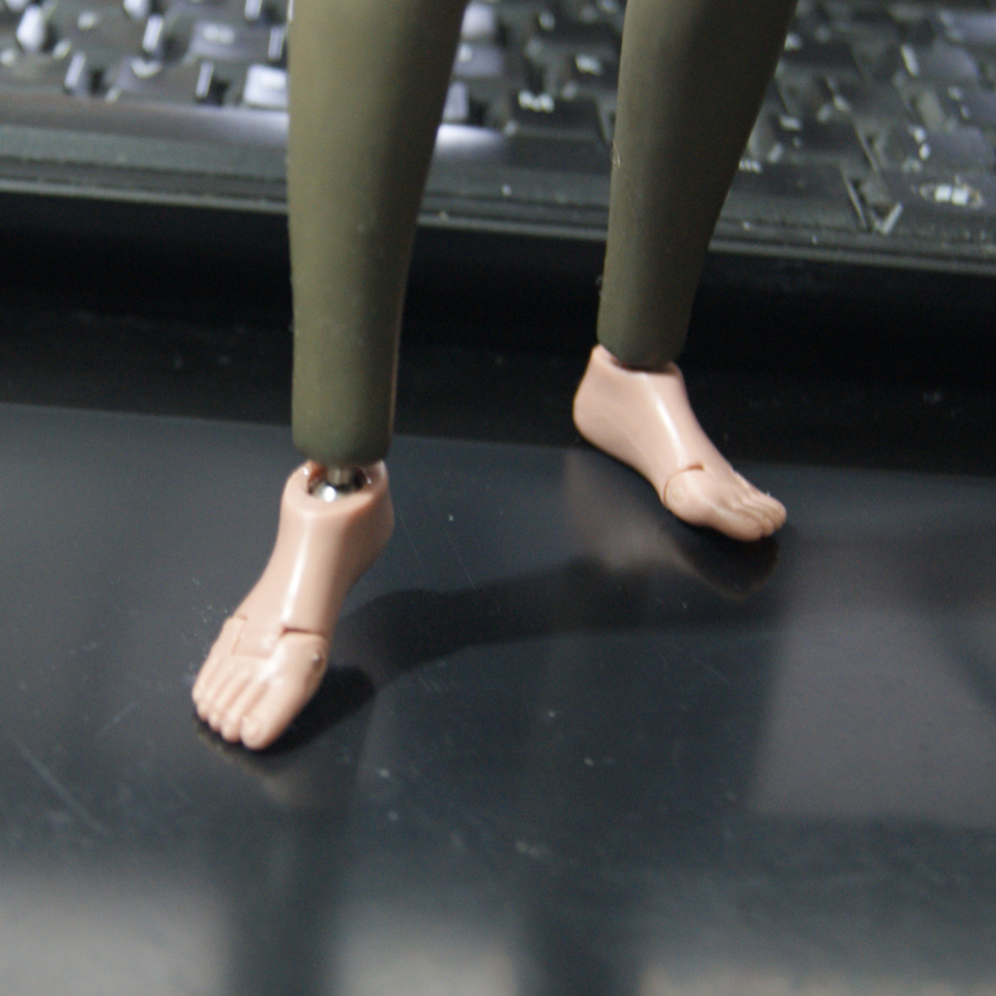 Can these feet be used with tbleague figures? Feet111