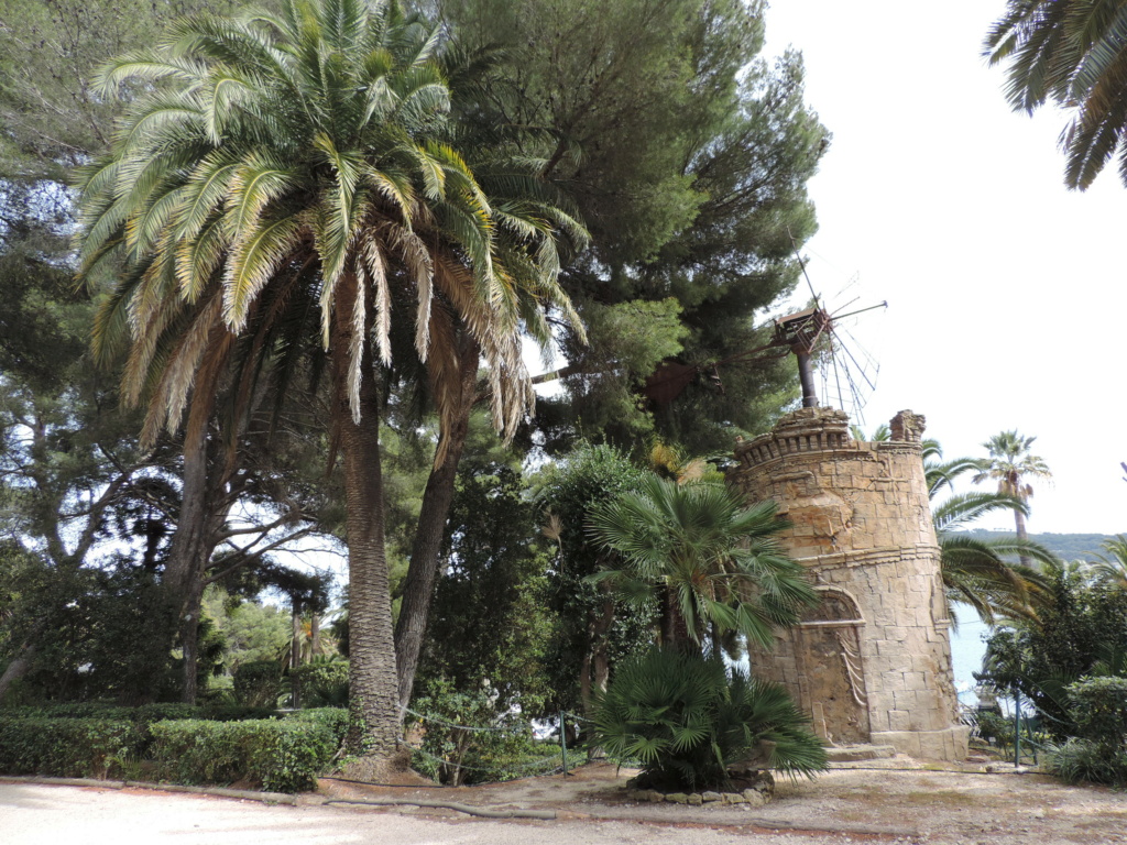 Vieilles propriétés et vieux jardins méditerranéns  Dscn0521