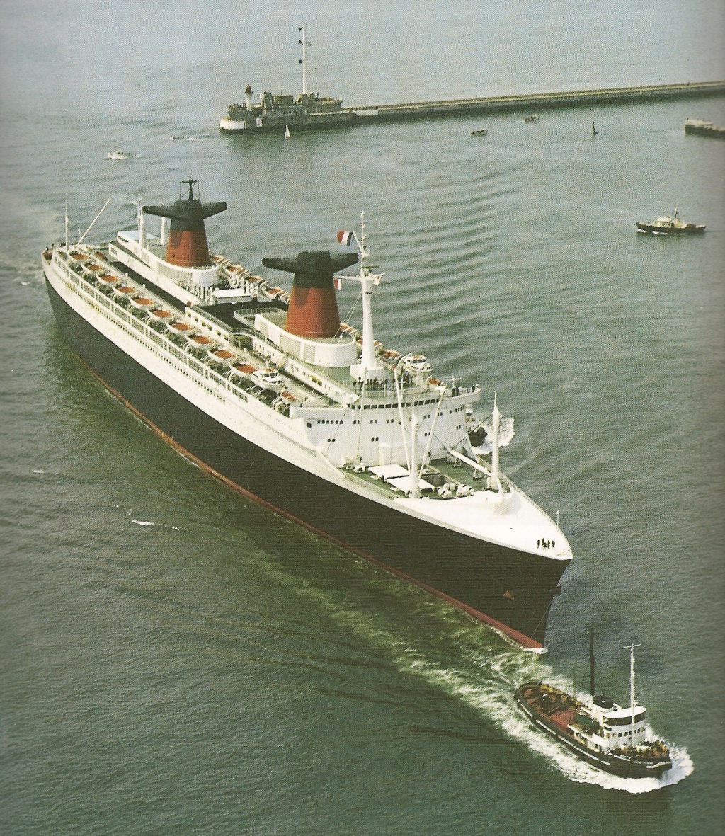 [FRANCE] Paquebot FRANCE (Compagnie Générale Transatlantique - 1962) / NORWAY 1979 / Blue Lady 2006) Paqueb10