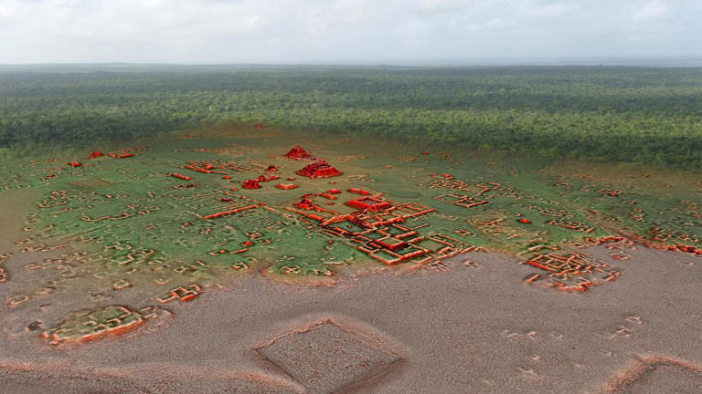 Descubren una antigua urbe maya de hace 1.300 años oculta en la selva Aa13qv10
