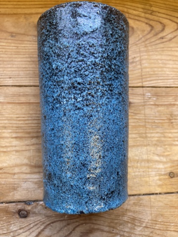 Blue volcanic glaze B07dd410