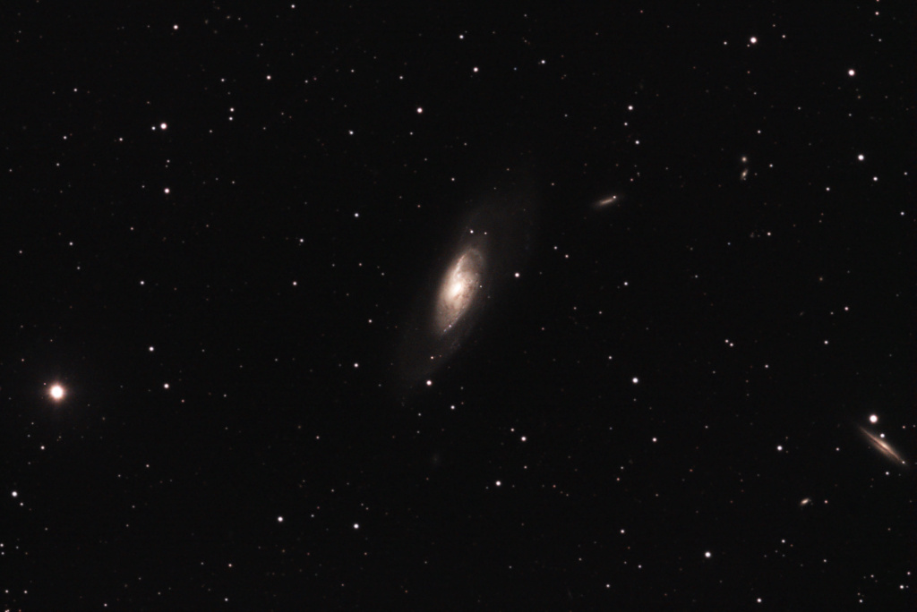 Expérience de l'astrophotographie en Remote avec iTelescope M106-t10