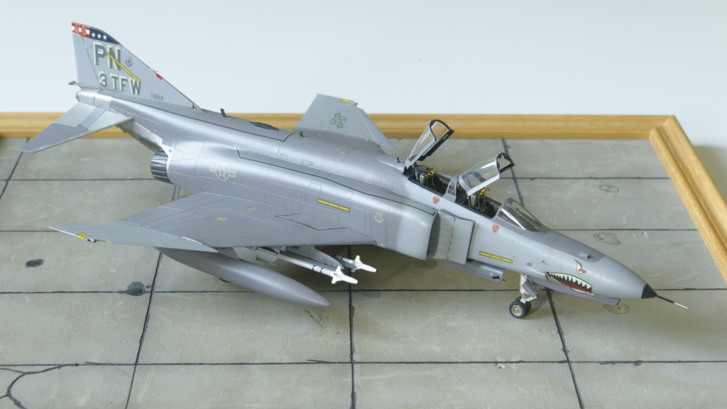 [HASEGAWA] McDD F-4E Phantom II _bed0330