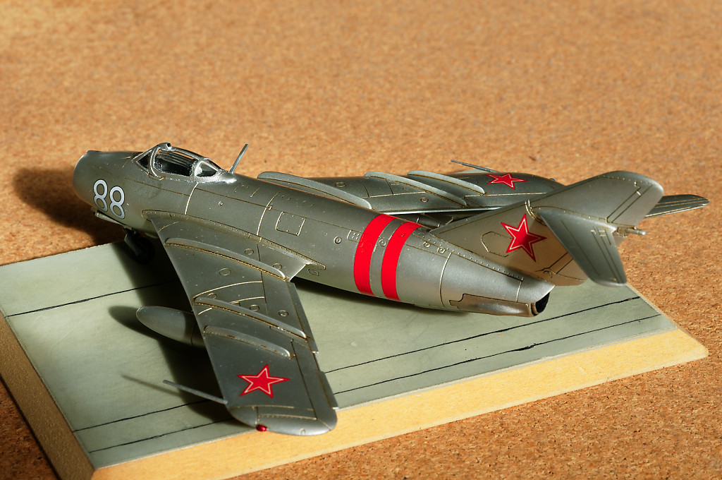 [DRAGON] MiG 17 Fresco A _bpo1640