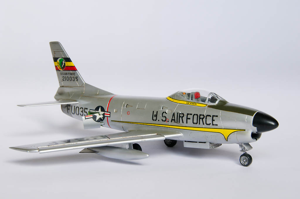 [AIRFIX] F-86D Sabre Dog "FINI" - Page 2 _bpo1810