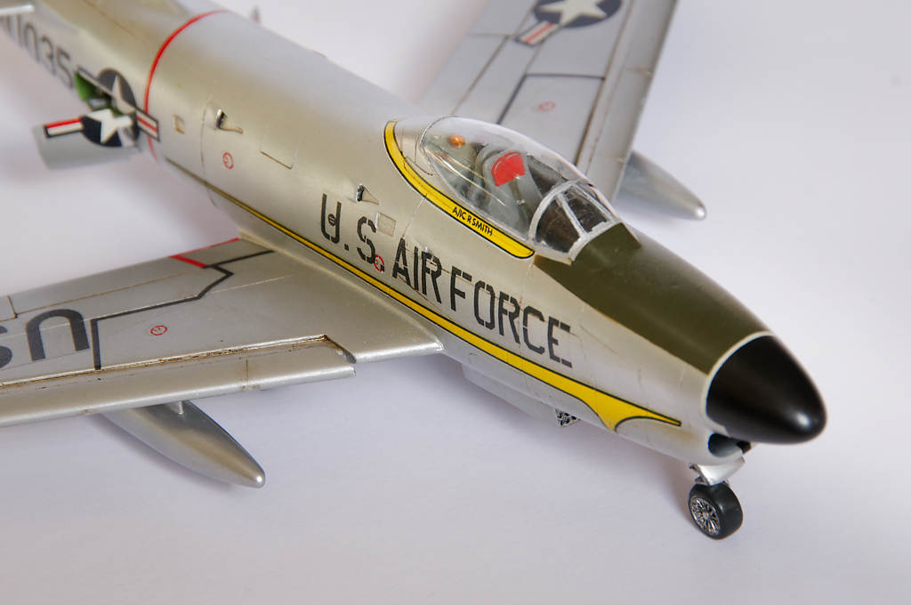 [AIRFIX] F-86D Sabre Dog "FINI" - Page 2 _bpo1817