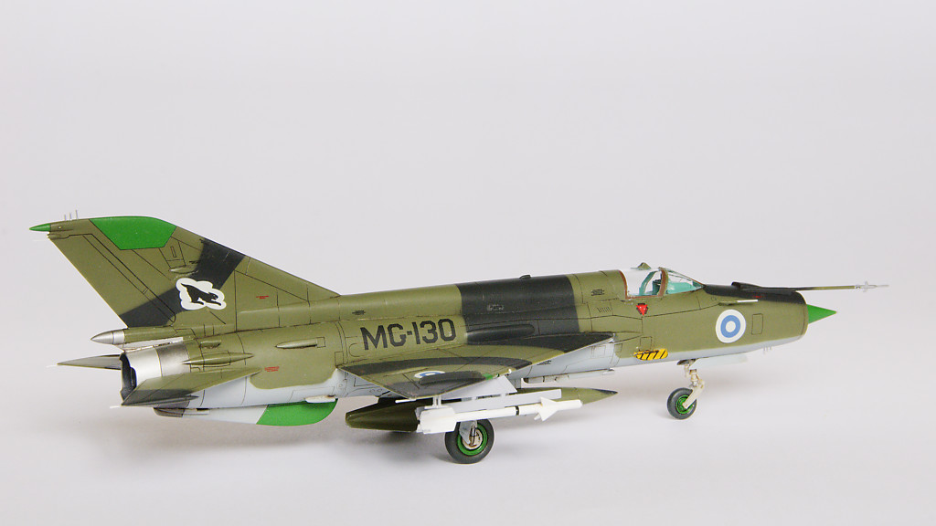 [FUJIMI] MiG 21bis "Black Lynx" _bpo1938