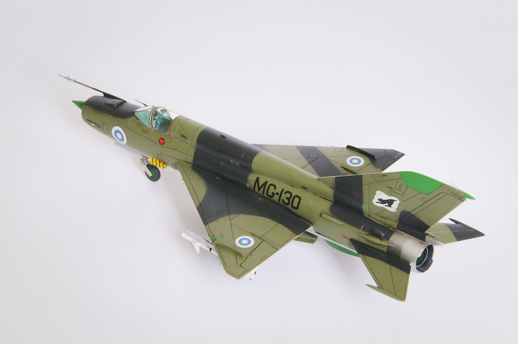 [FUJIMI] MiG 21bis "Black Lynx" _bpo1948