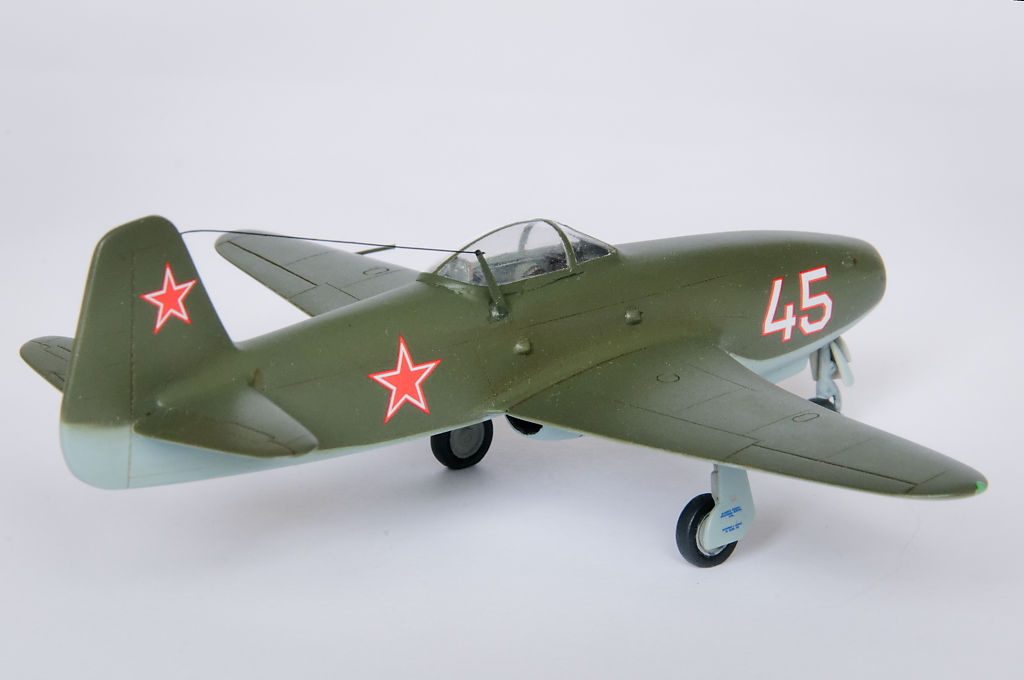 [SPECIAL HOBBY] Yak-17 [FINI] _bpo2142