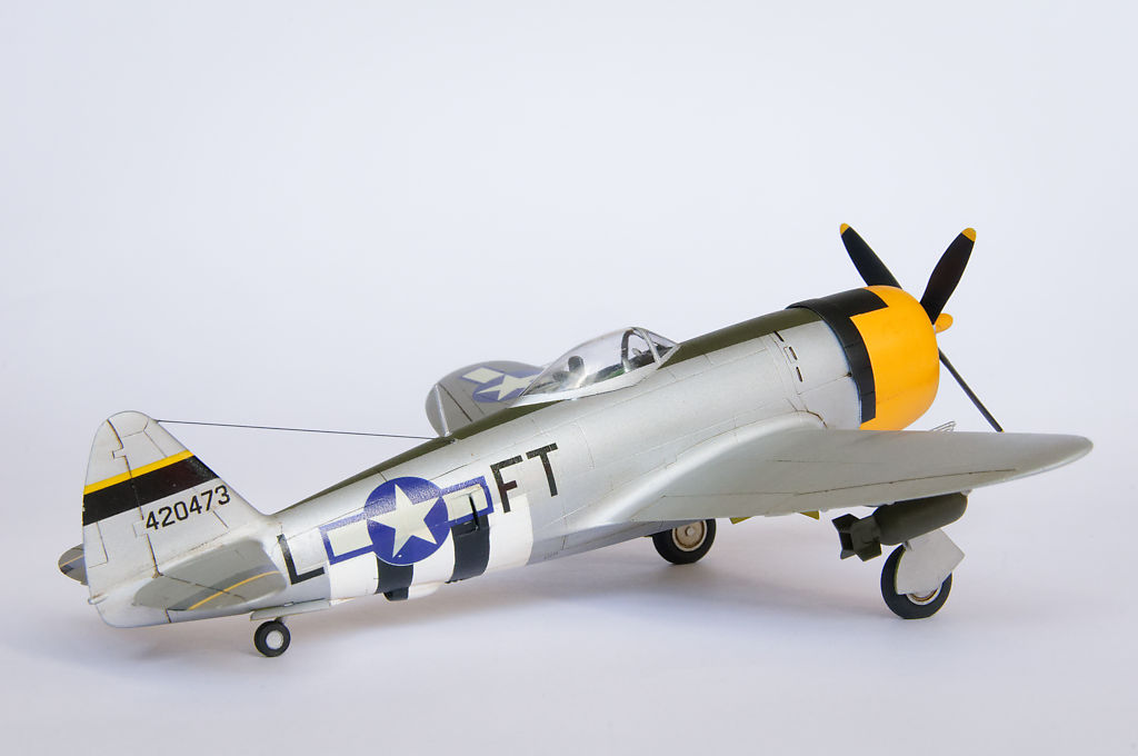 [HASEGAWA] Republic P-47D Thunderbolt _bpo2221