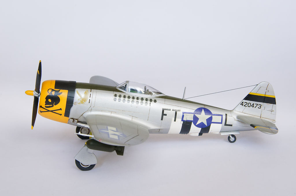 [HASEGAWA] Republic P-47D Thunderbolt _bpo2228