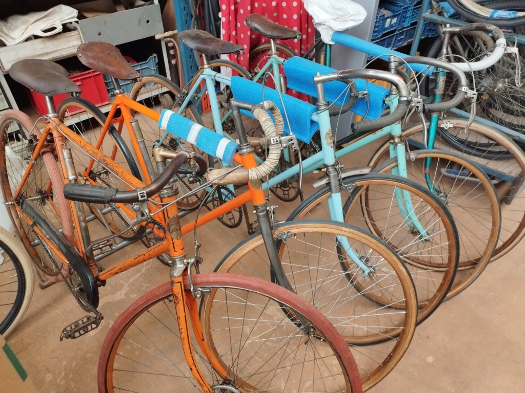 Bourse aux vélos anciens les 16 et 17 septembre au vélodrome de ROUBAIX - Page 2 Img_2146