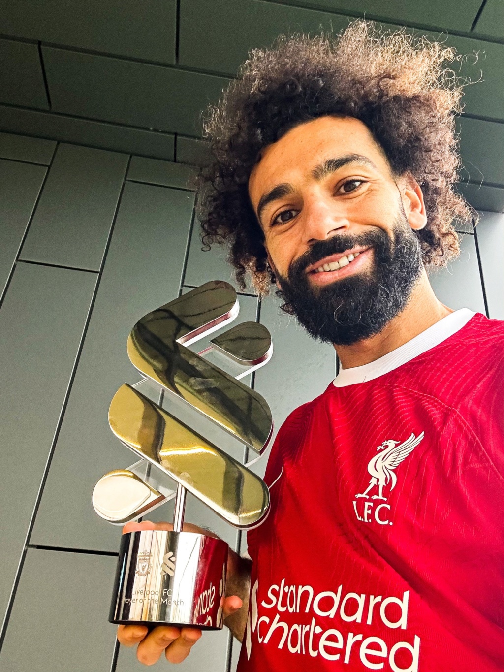 11 	Mohamed Salah - Seite 13 40075010