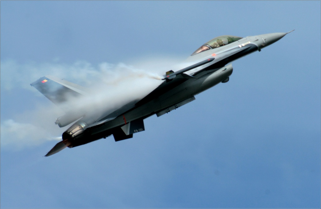 Le samedi jour du spotter day F16_be10